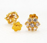 Gold Ear Tops Jewellery Designs